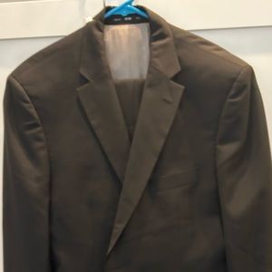 Hugo Boss men’s pin stripped suit. Size 44R